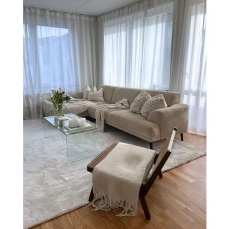 Denne produkten heter Fluffy, laget av Polyester materiale med en vakker Offwhite farge – SE Mattor