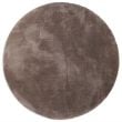 Denne produkten heter Fluffy, laget av Polyester materiale med en vakker Taupe farge – SE Mattor