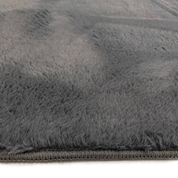 Denne produkten heter Cat, laget av Polyester materiale med en vakker Mørkegrå farge – SE Mattor