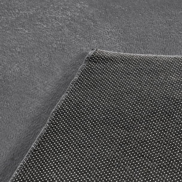 Denne produkten heter Cat, laget av Polyester materiale med en vakker Mørkegrå farge – SE Mattor