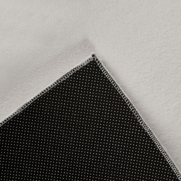 Denne produkten heter Cat, laget av Polyester materiale med en vakker Hvit farge – SE Mattor