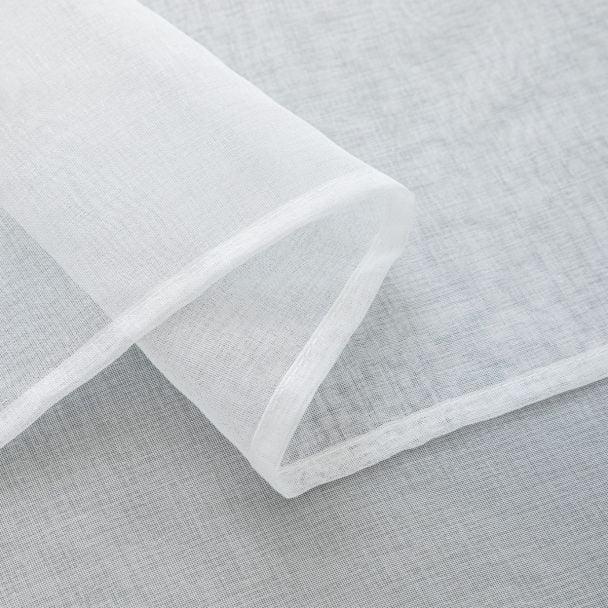Denne produkten heter Ellinor, laget av Polyester materiale med en vakker Hvit farge – SE Mattor