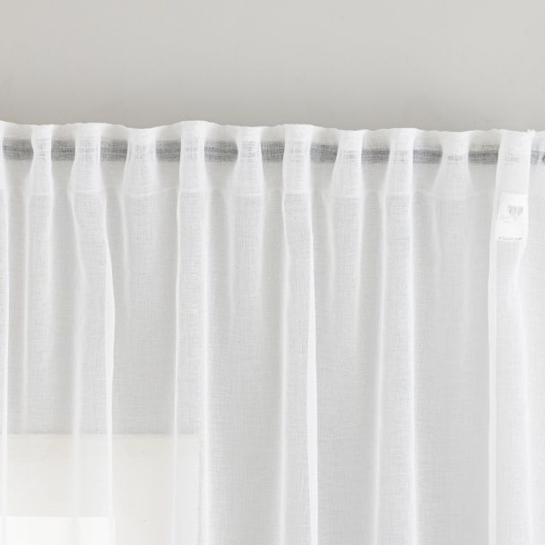 Denne produkten heter Ellinor, laget av Polyester materiale med en vakker Hvit farge – SE Mattor