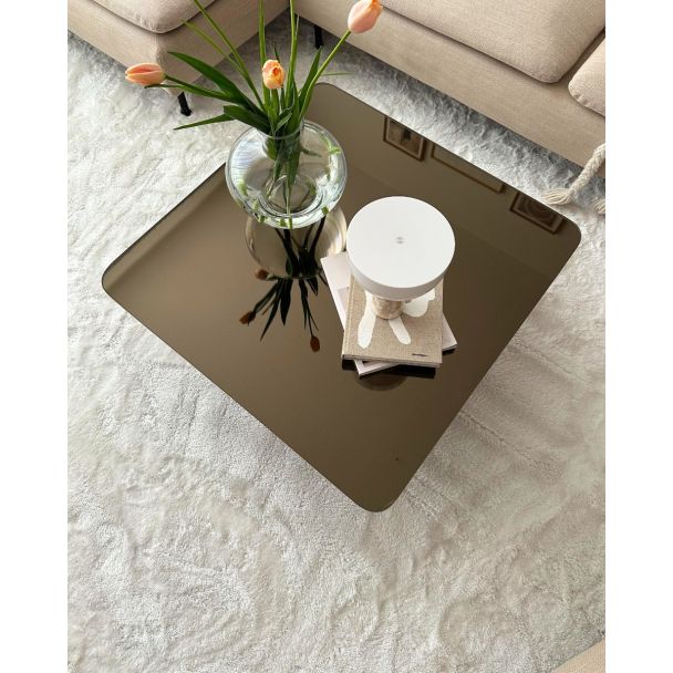 Denne produkten heter Fluffy, laget av Polyester materiale med en vakker Offwhite farge – SE Mattor