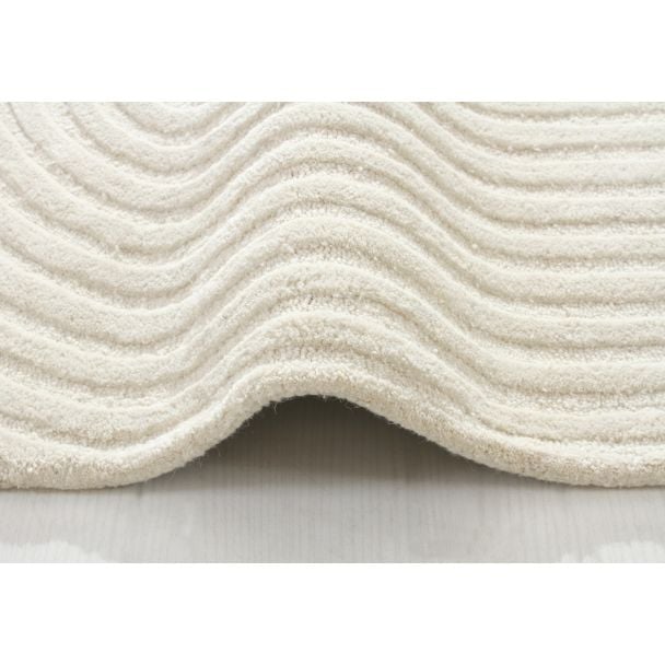 Denne produkten heter Ilona Bene, laget av Ull materiale med en vakker Offwhite farge – SE Mattor