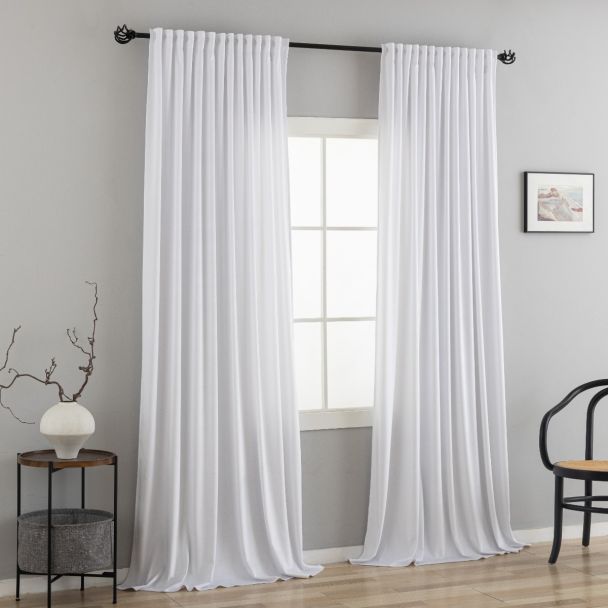 Denne produkten heter Mathilde, laget av Polyester materiale med en vakker Hvit farge – SE Mattor