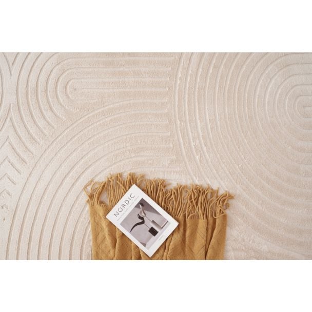 Denne produkten heter Rabbit Bene, laget av Polyester materiale med en vakker Lys Beige farge – SE Mattor