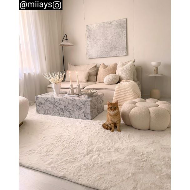 Denne produkten heter Rabbit Eco, laget av Polyester materiale med en vakker Offwhite farge – SE Mattor