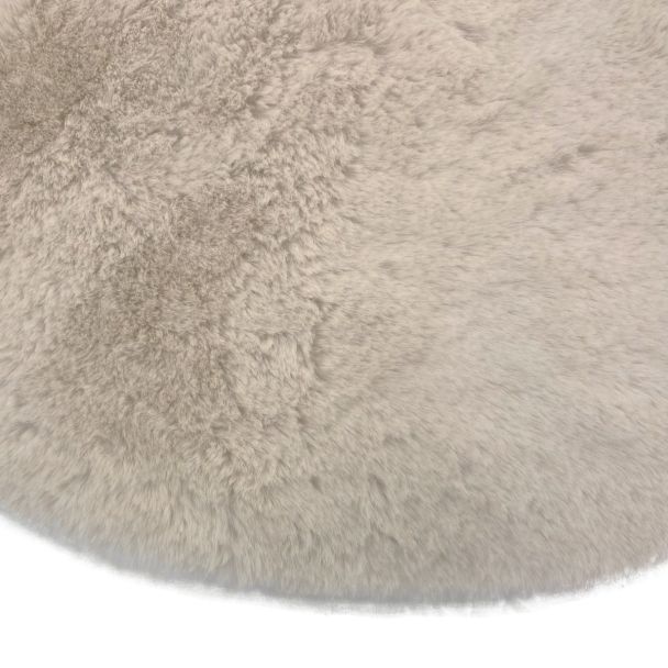 Denne produkten heter Rabbit Eco, laget av Polyester materiale med en vakker Lys Beige farge – SE Mattor