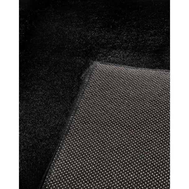 Denne produkten heter Rabbit Eco, laget av Polyester materiale med en vakker Svart farge – SE Mattor