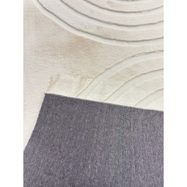 Denne produkten heter Rabbit Zen, laget av Polyester materiale med en vakker Offwhite farge – SE Mattor