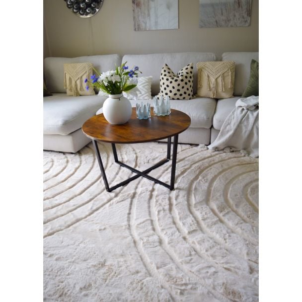Denne produkten heter Rabbit Zen, laget av Polyester materiale med en vakker Lys Beige farge – SE Mattor