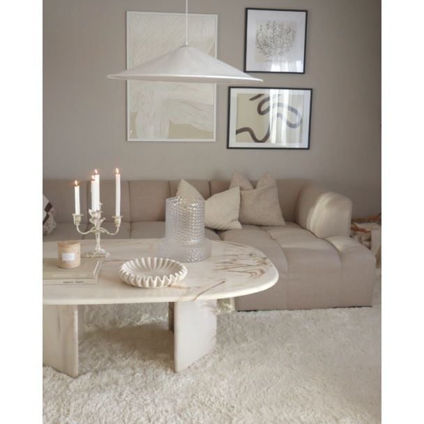 Denne produkten heter Softy, laget av Polypropylen materiale med en vakker Offwhite farge – SE Mattor