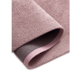 Løper Solvyn Rosa Ryateppe